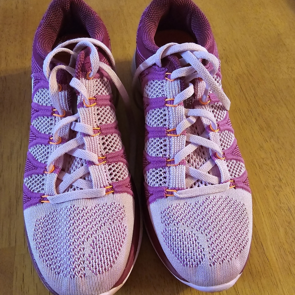 Women's Nike Athletic shoe